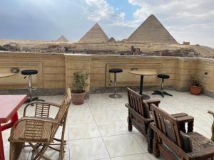 Αίθριο ή υπαίθριος χώρος στο Queen Isis pyramids view