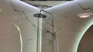 A bathroom at Luxury Martina apartment