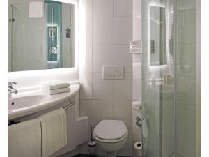 Vannituba majutusasutuses ibis Locarno