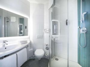 Vannituba majutusasutuses ibis Locarno