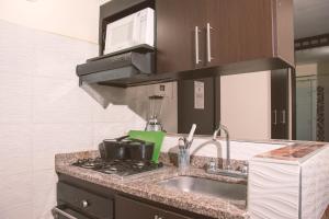 Imagen de la galería de APARTAESTUDIOS AMOBLADOS ARBOLEDA DE CADIZ, en Ibagué