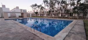 Swimmingpoolen hos eller tæt på La Ceiba