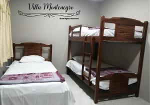 Letto o letti in una camera di Habitación privada en Salinas