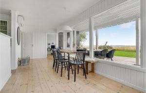 Φωτογραφία από το άλμπουμ του Three-Bedroom Holiday Home In Vig σε Vig