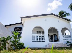 O edifício em que a casa de hóspedes se localiza