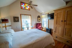 Voodi või voodid majutusasutuse Albergo Allegria Hotel & Breakfast Restaurant toas