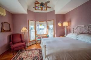 Voodi või voodid majutusasutuse Albergo Allegria Hotel & Breakfast Restaurant toas