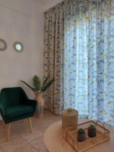 Χώρος καθιστικού στο Mati- Cozy apartment- Close to the beach of Almyrida with a shared Pool +34 φωτογραφίες