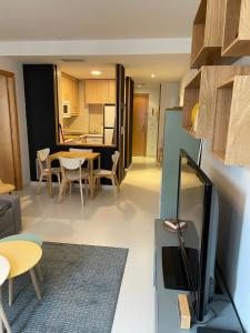 Η κουζίνα ή μικρή κουζίνα στο Precioso apartamento exterior en Zaragoza centro.