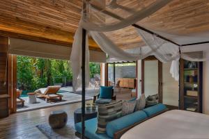 Posezení v ubytování Six Senses Zil Pasyon, Seychelles