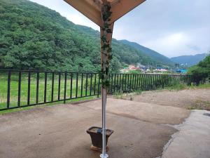 山景或在度假屋看到的山景