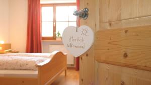 Postel nebo postele na pokoji v ubytování Wegerhof