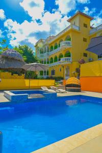 Gallery image of Takuma Boutque Hotel Hotel Rooms & Suites in Montego Bay