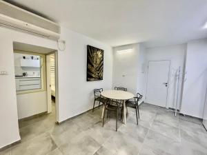 Φωτογραφία από το άλμπουμ του GK apartment Marvellous σε Bat Yam +9 φωτογραφίες