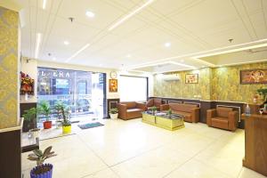 Posezení v ubytování Hotel Decent Suites - Delhi Airport