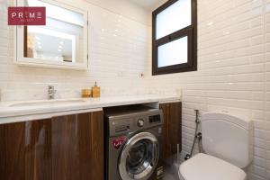 A bathroom at Prime Select West Sodic