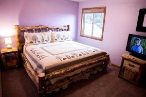 Lova arba lovos apgyvendinimo įstaigoje Virginia Home by Rocky Mountain Resorts- #3106