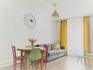Posezení v ubytování Apartamento Ayla Camino de Santiago