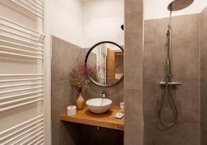 A bathroom at Tenuta San Martino