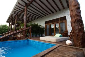 Bazén v ubytování Hotel Casa HX - Adults Only nebo v jeho okolí
