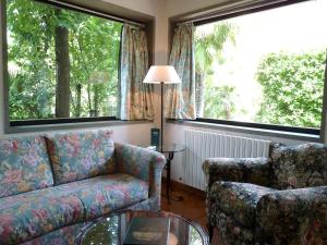 A seating area at Classic Hotel