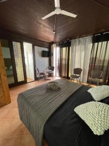 Voodi või voodid majutusasutuse Blue Eagle Guesthouse - Casa de hospedes toas