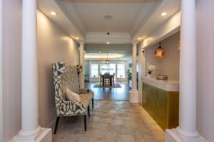 Posezení v ubytování OCEAN BAY VIEW Luxury Guesthouse