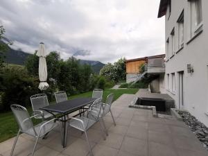 Nespecifikovaný výhled na hory nebo výhled na hory při pohledu z apartmánu