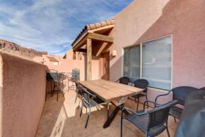 Balkón nebo terasa v ubytování Prickly Pear Vista