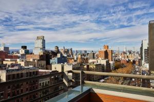 Nespecifikovaný výhled na destinaci New York nebo výhled na město při pohledu z hotelu