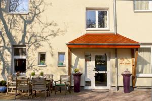 Foto dalla galleria di Hotel Alter Giebel a Bottrop-Kirchhellen