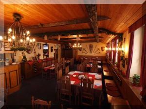 Restaurace v ubytování Hotel Bozi Dar - Excalibur