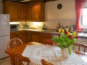 Gallery image of Haycombe Cottage in Camelford