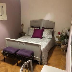 Кровать или кровати в номере Charmant et calme face gare centrale