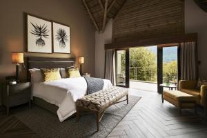 Postel nebo postele na pokoji v ubytování Letamo at Qwabi Private Game Reserve by NEWMARK + 37 fotografií