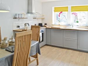 Kjøkken eller kjøkkenkrok på Farne Cottage