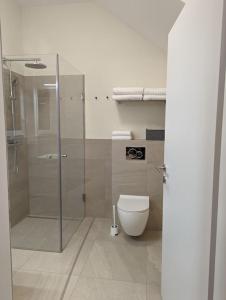 Ένα μπάνιο στο Luxurious & lovely vacation home +8 φωτογραφίες
