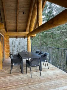 Balkon ili terasa u objektu Chalet Deux B