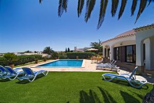 Swimmingpoolen hos eller tæt på Villa Camena, private pool, sea view, residential area outside of the village Praia da Luz