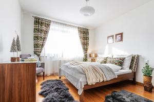 Posteľ alebo postele v izbe v ubytovaní Domek w Górach II