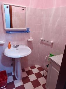 A bathroom at Appartamento Germano - Regina delle Alpi