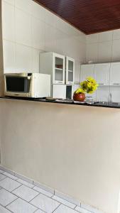 Virtuvė arba virtuvėlė apgyvendinimo įstaigoje Hostel Lua Nova
