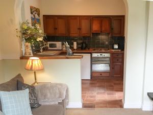 A kitchen or kitchenette at Little Beck