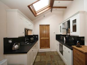 Gallery image of Old Brewery Cottage - S4576 in Ellanbeich