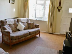 A seating area at Pipit Cottage
