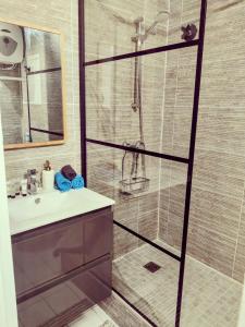 Koupelna v ubytování Mady's Retreat 1 bedroom apartment ideally located