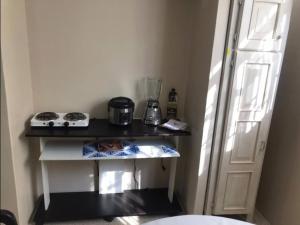 Una cocina o zona de cocina en Damarem Guest House