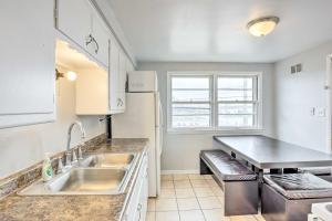 Gallery image of Cozy Milwaukee Home 3 Mi to Whitefish Bay! in Milwaukee +16 photos