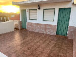 Zdjęcie z galerii obiektu Casa playa con grandes terrazas w mieście Los Nietos
