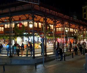 Goście zatrzymujący się w obiekcie Centro Madrid. Plaza Mayor. Puerta del Sol. Opera.